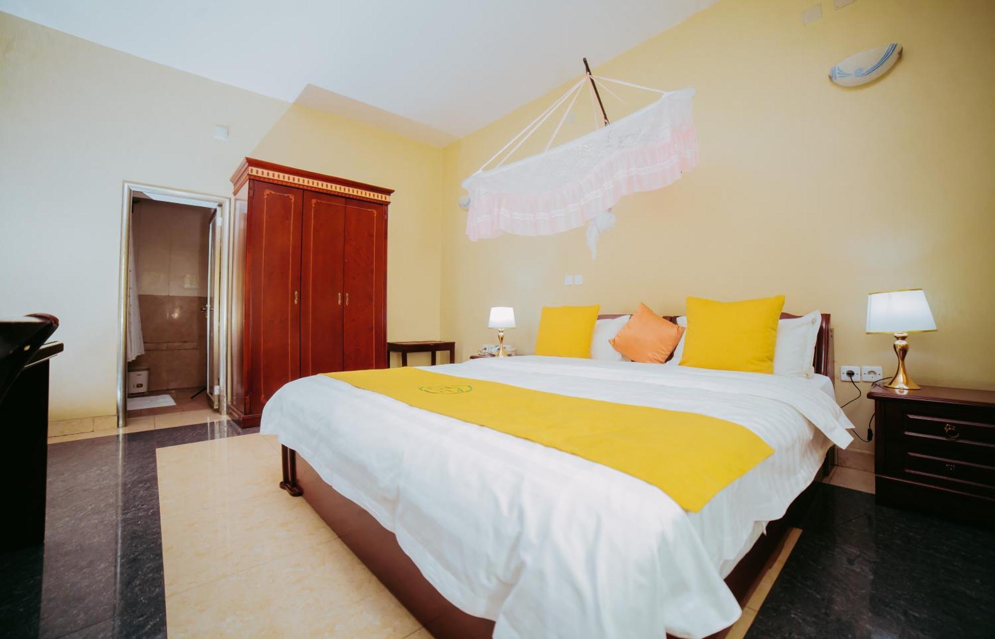 City Hill Hotel Bujumbura Esterno foto