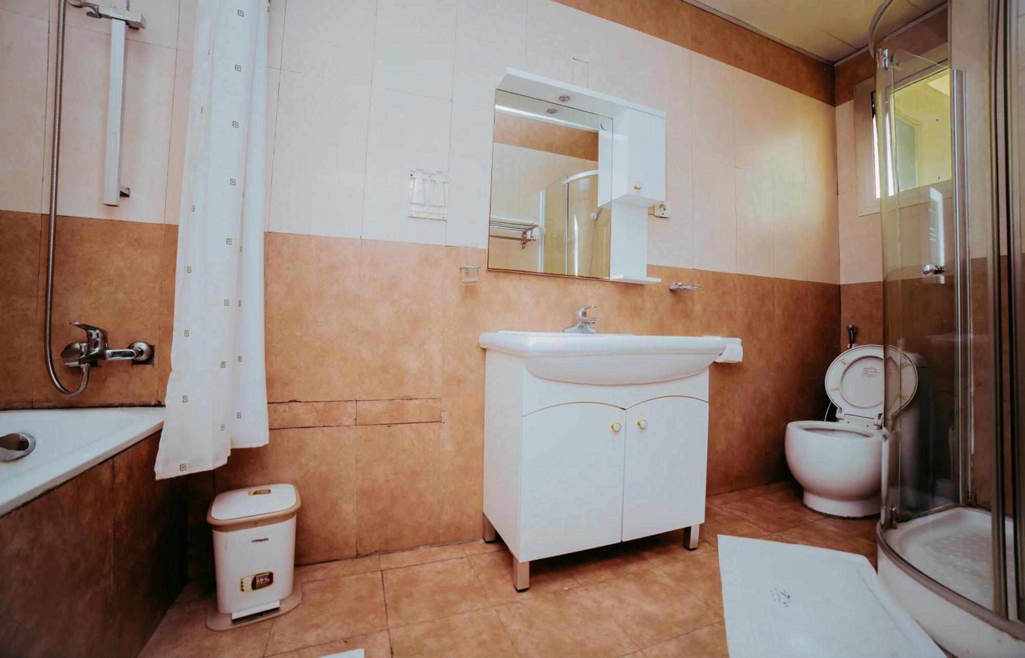 City Hill Hotel Bujumbura Esterno foto